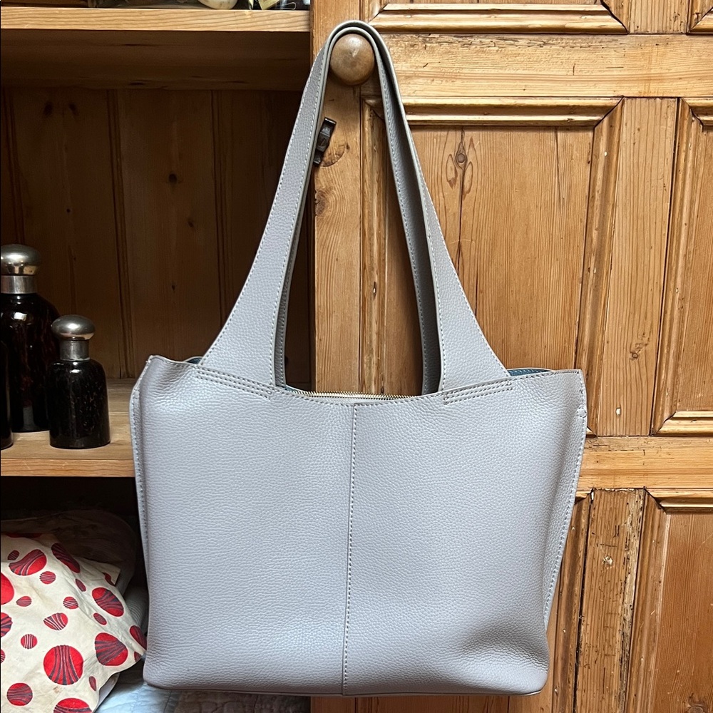 HOBO Vida Tote - Picture 5 of 11